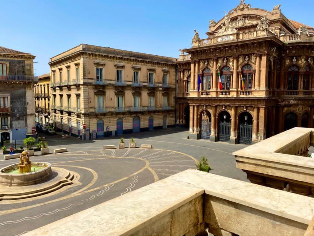 Ferienwohnung Panorama Sur L'Opera Catania Exterior foto